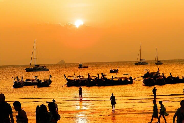 Twilight Bliss: 7 Islands & Bioluminescent Plankton Night from Krabi