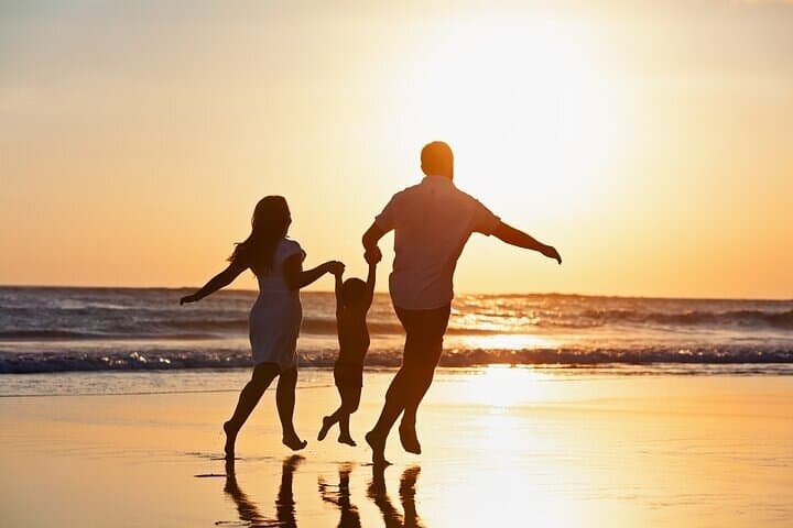 Big Island Professional Photographer for Couples & Families — 45-Minute Session photo 3