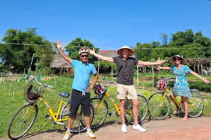 Hoi An Villages & Cooking Class: Tra Que Herbs, Cam Thanh Boat Ride & Farm Lunch photo 3