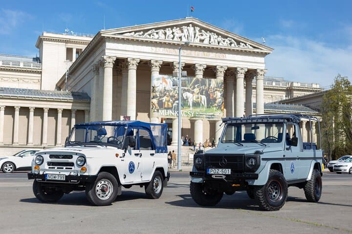Private Budapest Jeep Tour: Citadella, Buda Castle & Danube Panorama photo 2