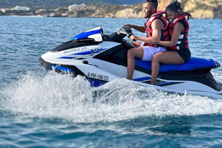 Jet Ski Excursion Along Santa Ponsa Coast: Hidden Coves & Cliffs photo 4