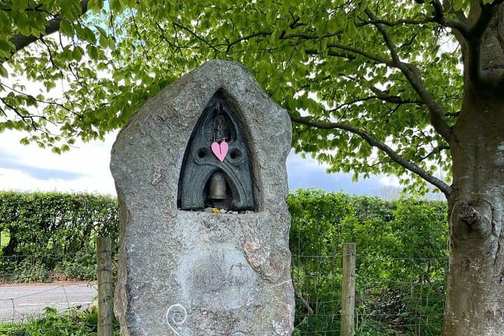 Avalon Adventure: Pilgrims' Walk to Glastonbury Tor & Chalice Well photo 6