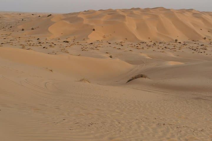 Overnight Desert Tour from Salalah: Wadi Dawka, Ubar & Rub al Khali Adventure photo 4