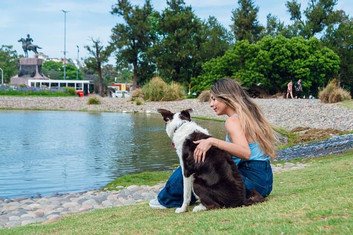 Palermo Woods Walking Tour: Rose Garden, Lakes & Boat Ride in Buenos Aires photo 2