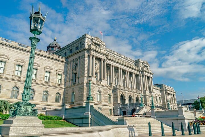 US Capitol and Monuments Walking Tour: Library of Congress Insider Visit photo 3