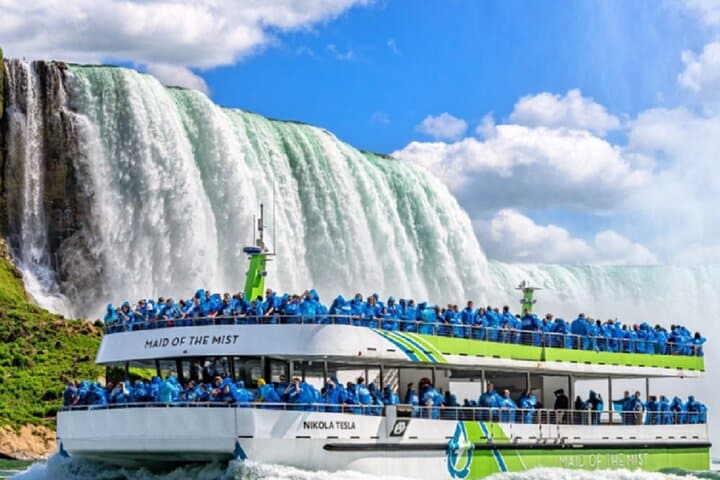 Explore Upstate New York: A 2-Day Adventure from NYC to Niagara Falls and Finger Lakes