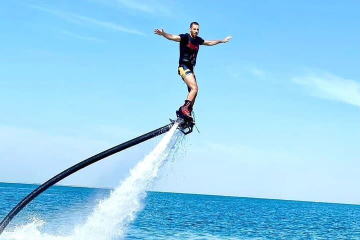 Flyboarding Dubai Marina: 20-Minute Jet-Powered Flight Over Water photo 2