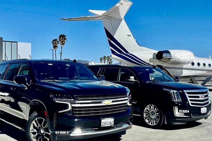 LAX Private Arrival & Departure Transfer — Door-to-Door Los Angeles Black Car Service photo 2