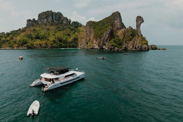 Krabi Private 4-Island Hopping: Poda, Chicken, Tup & Phra Nang Tour photo 6