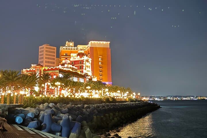 Okinawa Beach and Ryukyu History Trail: Customizable Naha Shore-to-Culture Tour