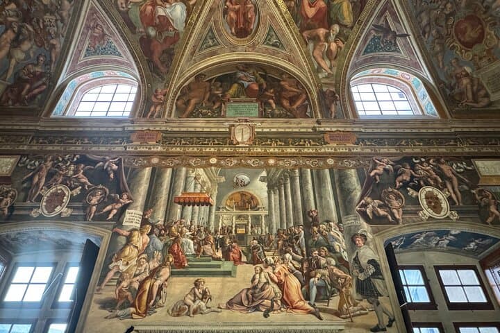 Evening Vatican Museums and Sistine Chapel Tour — After-Hours Guided Visit photo 4