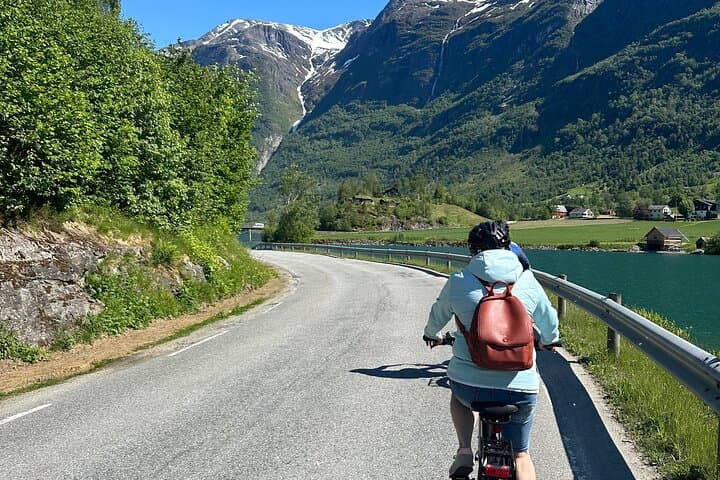 Guided E-Bike Tour of Olden Valley — 20 km Scenic Ride with Snacks photo 3