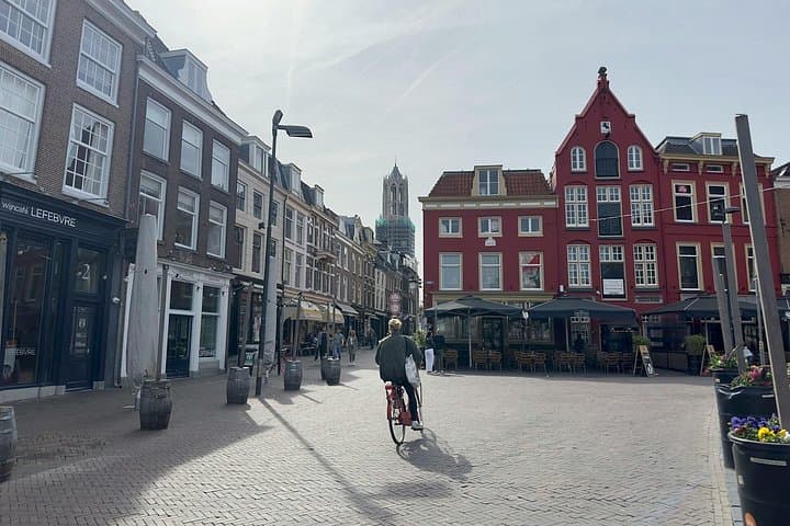 Private Utrecht Walking Tour With a Local Guide — Oudegracht, Dom Tower & Hidden Courtyards photo 4