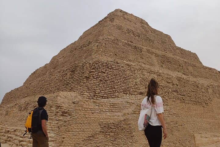 Private Day Tour: Saqqara, Memphis & Dahshur Pyramids from Cairo