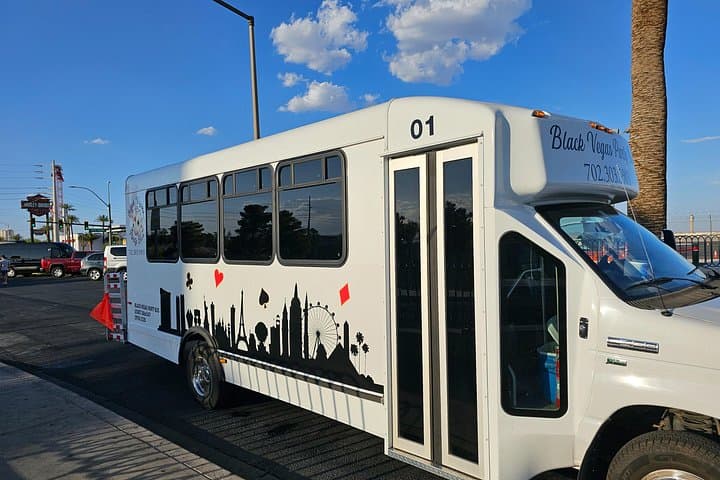 Las Vegas Airport Party Bus Transfer: Private Limo-Style Strip Sendoff photo 2
