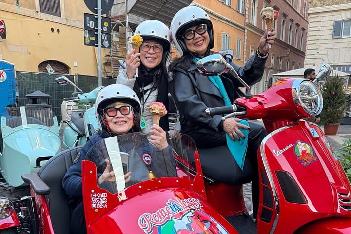 Rome Vespa Sidecar Tour with Gelato — 3-Hour Private Ride Through Historic Streets photo 1