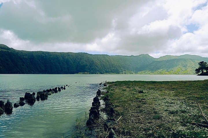 2-Day São Miguel Island Tour — Sete Cidades & Furnas Caldera Experience photo 1