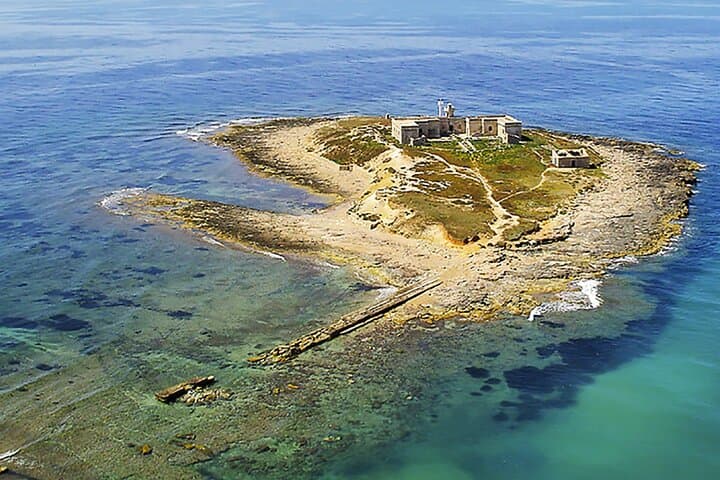 Marzamemi to Punta Ciriga: Private Faraglioni Boat Tour & Snorkel photo 4