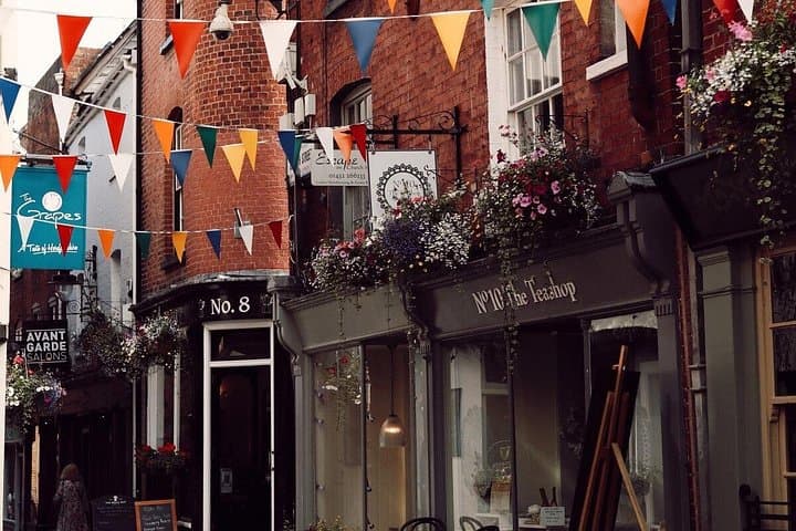Malvern Hills to Black-and-White Herefordshire: 143-mile Scenic Road Trip Guide photo 4