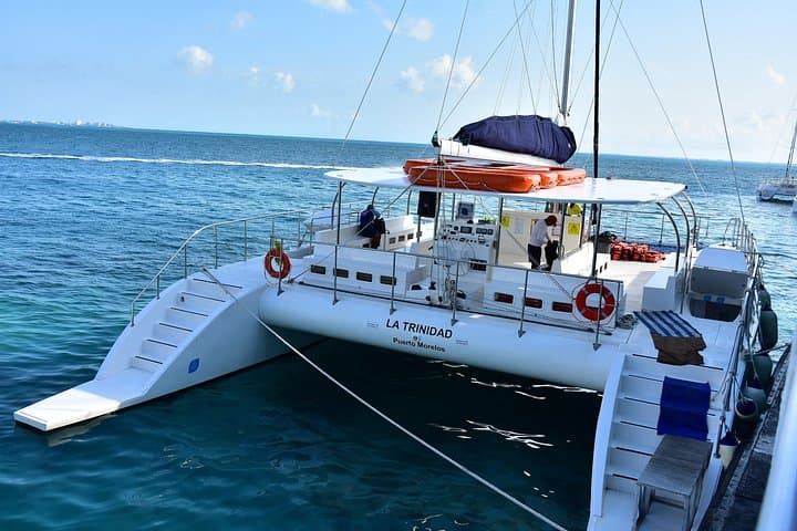 Cancun Catamaran to Isla Mujeres: Snorkel, Beach Club & Open Bar Day Trip photo 2