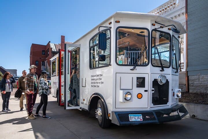 Minneapolis Narrated Scenic Trolley Tour — 75-Minute Historic City Ride photo 1