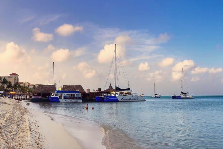 Private Aruba Morning: Swim with Turtles, Cave Pool Cliff Jump & Floating Breakfast photo 5