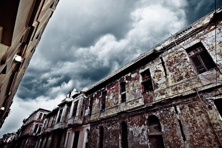 Savannah Shadows: Self-Guided Audio Ghost Tour of the Historic District photo 5