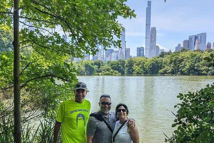 Central Park Power Hike: Guided 4-Mile Sunrise Walk From The Pond to Harlem Meer photo 1