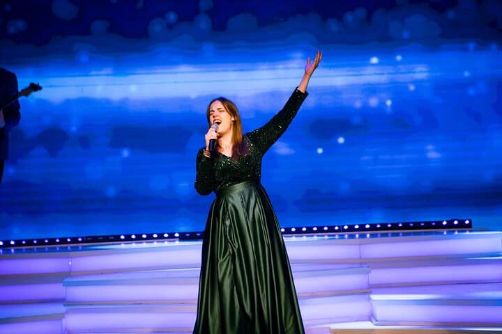 Experience The Dutton Show: High-Energy Family Music in Branson photo 6