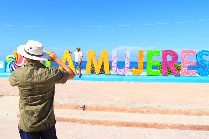 Catamaran Sailing to Isla Mujeres with Snorkeling — Day Trip from Cancún photo 2