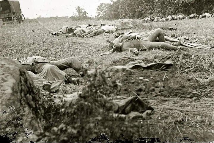 Gettysburg Ghost Walk: Blood on the Battlefield Haunted History Tour (Ages 16+) photo 4