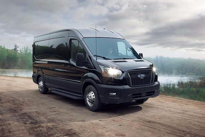Big Sky to Bozeman Airport Private Transfer: Scenic, Reliable Ride to BZN photo 2