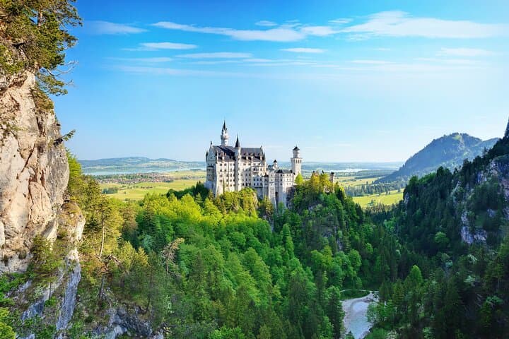 Private Neuschwanstein & Linderhof Day Tour from Munich — Skip-the-Line with Lunch photo 2