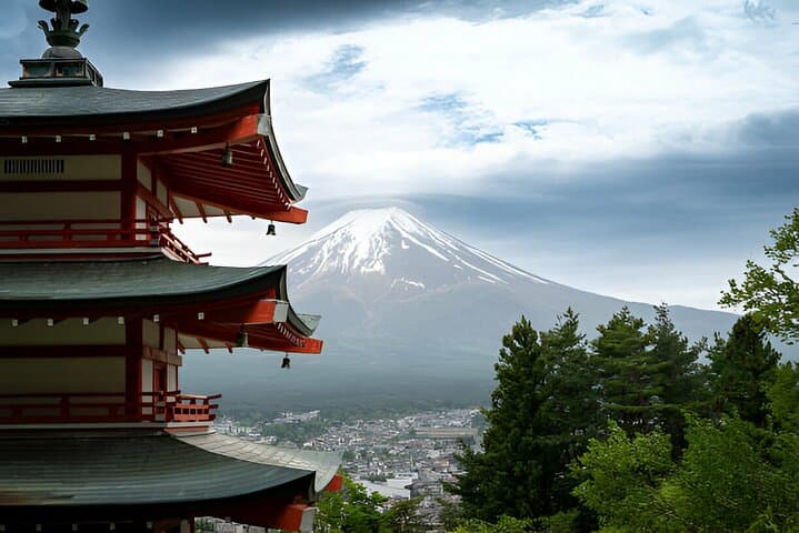 Fuji Five Lakes Guided Day Trip — Best Views, Lakes & Cultural Stops photo 2