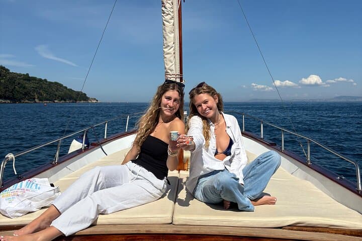 Sorrento Coast Gozzo Cruise with Limoncello Tasting photo 3