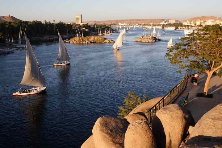 Deluxe 5-Day Nile Cruise from Luxor to Abu Simbel — Temples, Philae & Aswan photo 4