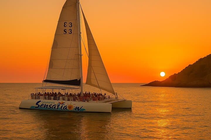 Sunset Catamaran Party in Lloret de Mar: DJ, Drinks & Swim on the Costa Brava