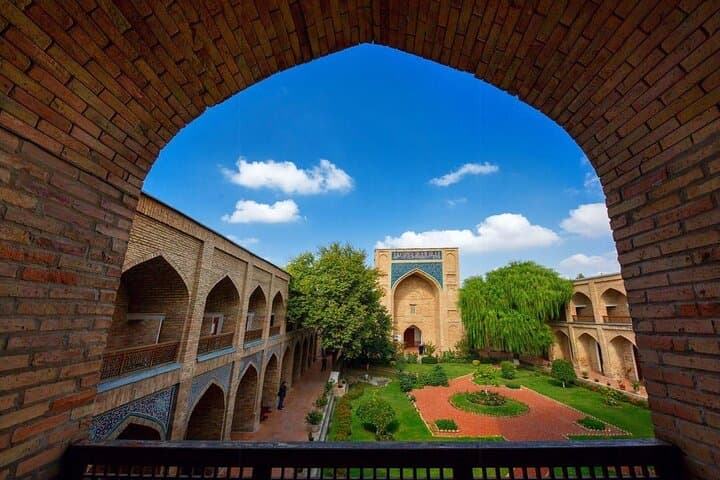 Tashkent Highlights and Hidden Gems: 4‑Hour Cultural Walking Tour photo 3