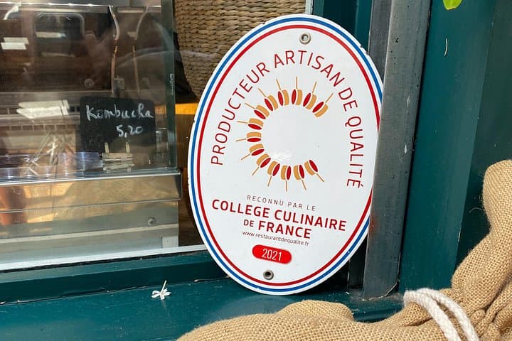 Montmartre Food & Wine Walking Tour: Cheese, Pastries & Local Vineyard Tastes photo 4