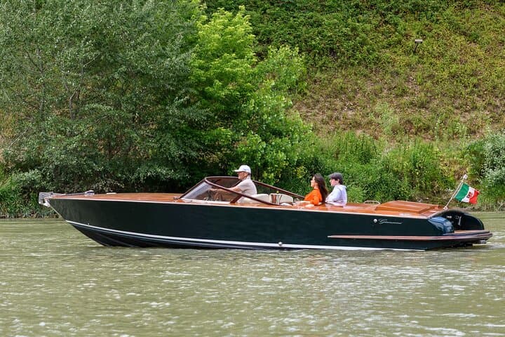 Private Tiber River Cruise in Rome — Guided History Tour on a Luxury Boat photo 4