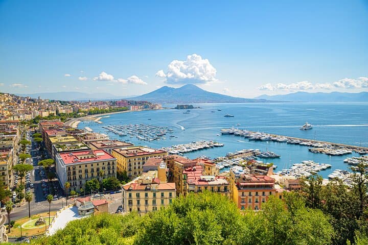 Private Pompeii and Vesuvius Day Trip from Naples — Hike Vesuvius and Walk the Streets of Pompeii