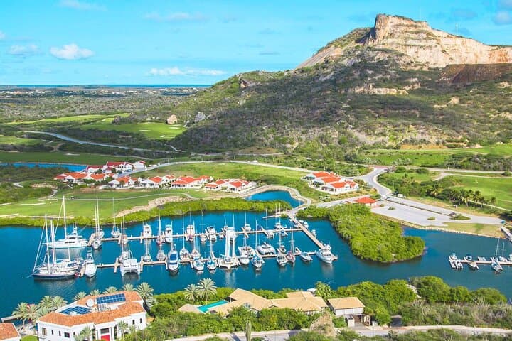 Private Half-Day Yacht Charter in Curaçao — Sail, Snorkel & Shore Lunch photo 2