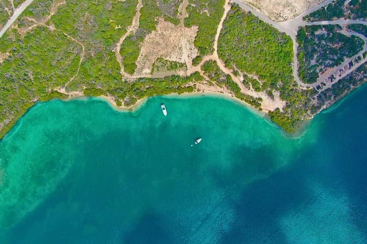 Private Sunset Snorkel Charter in Curaçao: Sail, Snorkel & Sunset at Fuik Bay photo 4