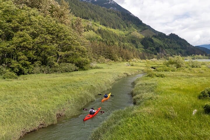 Howe Sound Kayak Rental: Full-Day Squamish Expedition photo 4