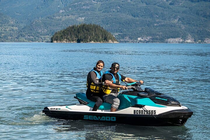 Squamish Jet Ski Rental: 4-Hour Yamaha Waverunner Adventure on Howe Sound photo 3
