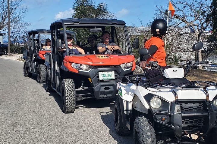 Nassau Narrated Jeep Tour with Bahamian Lunch — 3-Hour Island Highlights photo 1