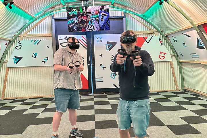 Free Roam VR Amsterdam: 360° Multiplayer Virtual Reality Experience photo 3