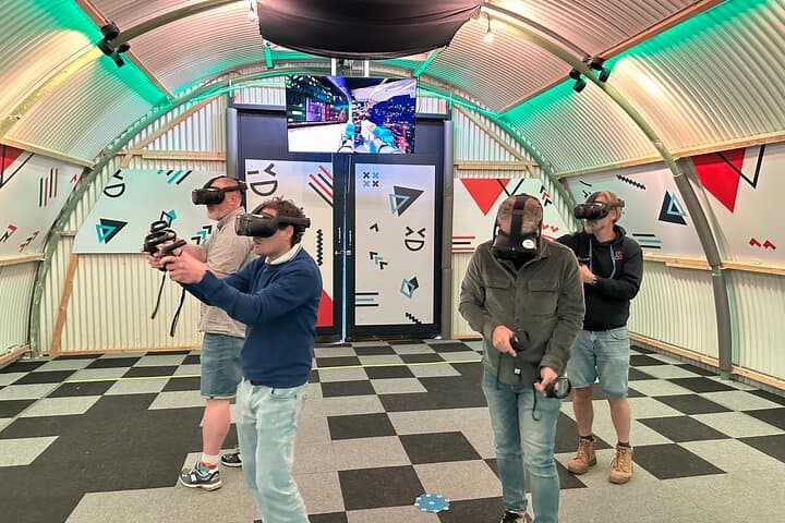 Free Roam VR Amsterdam: 360° Multiplayer Virtual Reality Experience photo 5