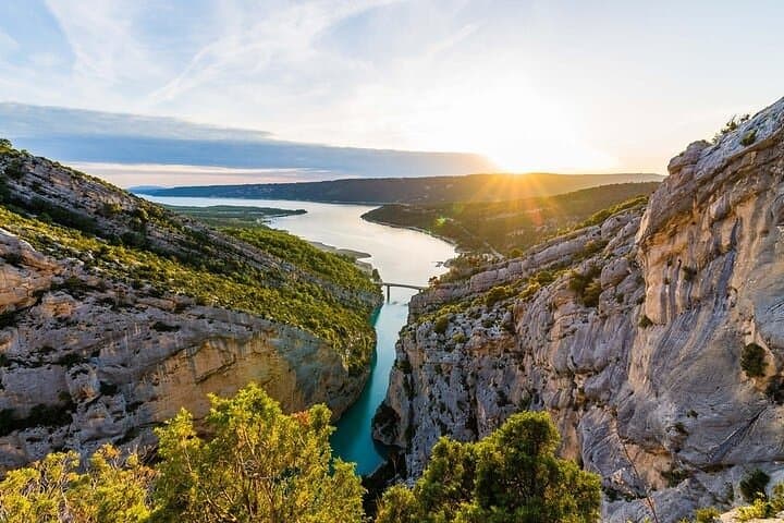 Gorge du Verdon Day Trip from Nice: Moustiers, Lac de Sainte-Croix & Electric Boat