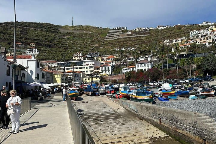 Funchal Half-Day Jeep Tour to Cabo Girão, Câmara de Lobos & Vineyards photo 4